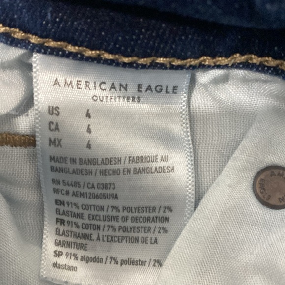 American Eagle 🦅 Hi-Rise Shortie. Size 4 - Picture 4 of 5